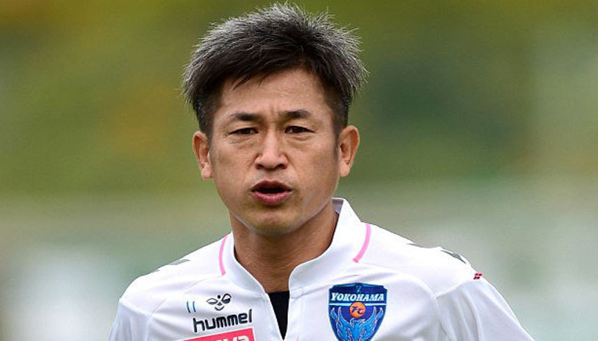 48 yaşındaki futbolcuya yeni sözleşme