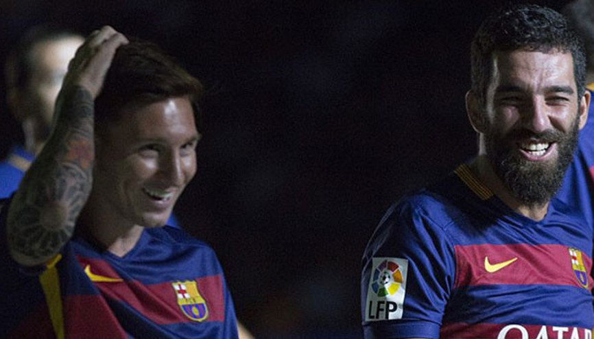 Arda Turan: Messi ile konuştum, Türkiyeye gelmek istiyor
