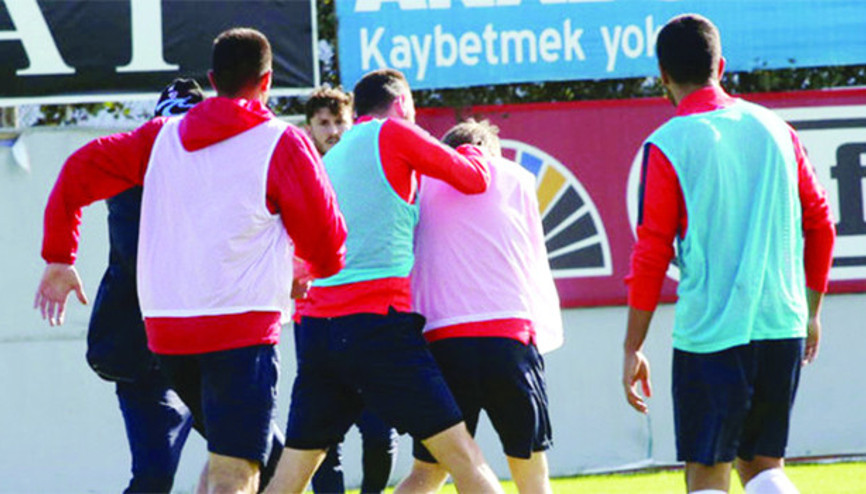 Aykut idmanda Marini boğuyordu