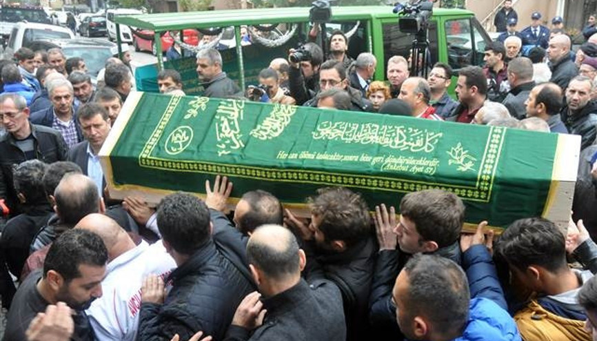 Vinç faciasında hayatını kaybedenler toprağa verildi