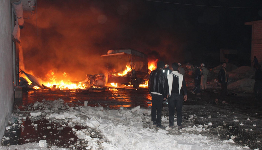 Rus savaş uçakları İdlibi vurdu: 40 ölü, 70 yaralı