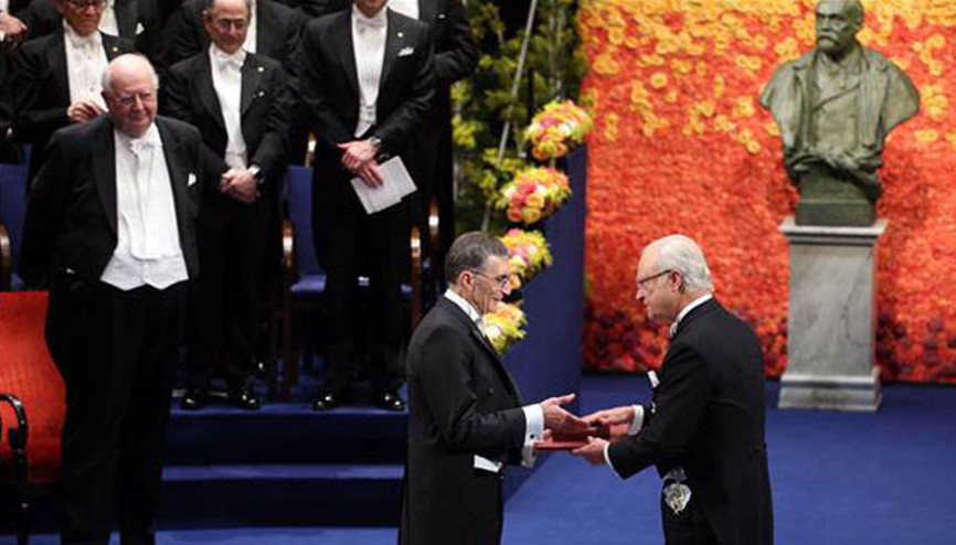 Stockholmde tarihi tören: Aziz Sancar, Nobel Kimya Ödülünü aldı
