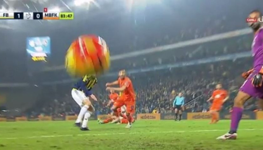 Spor yazarları Fenerbahçe-Başakşehir maçı için ne dedi Spor yazarları Fenerbahçe-Başakşehir maçı için ne dedi