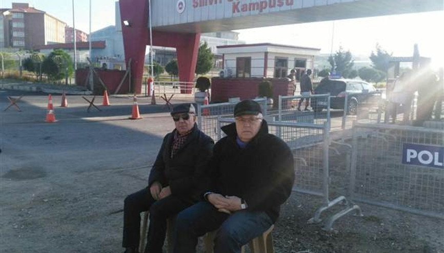 Umut Nöbetinde sıra iki usta gazeteci Tufan Türenç ve Fikret Ercan’da