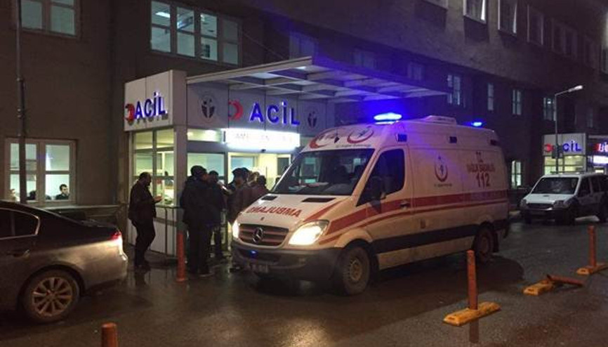 Doktor, hasta yakını tarafından silahla yaralandı