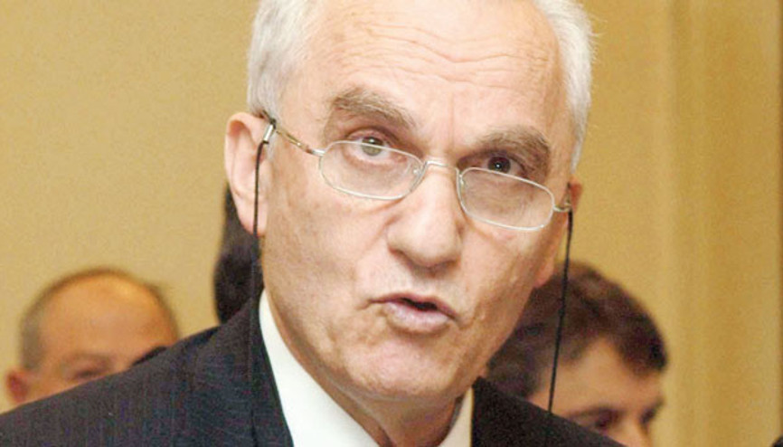 İnşallah askerlerimiz maceralara sürüklenmez İnşallah askerlerimiz maceralara sürüklenmez