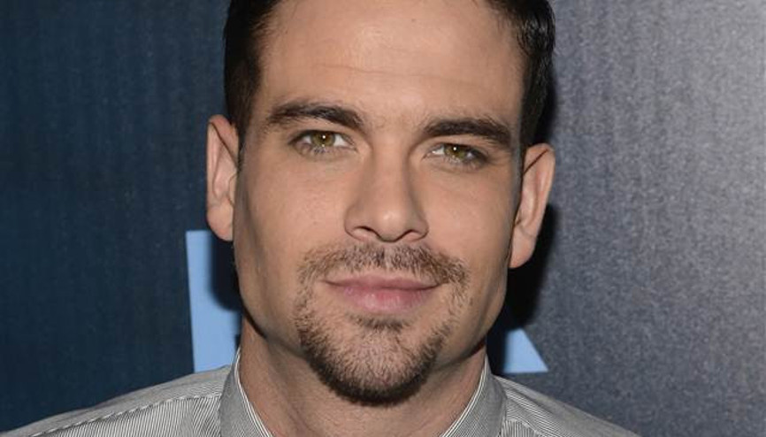 Glee dizisinin aktörü çocuk pornosu bulundurmaktan tutuklandı