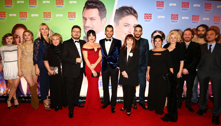 Başrollerinde Ezgi Mola ve Murat Yıldırım’ın rol aldığı Kocan Kadar Konuş: Diriliş filminin galası yapıldı
