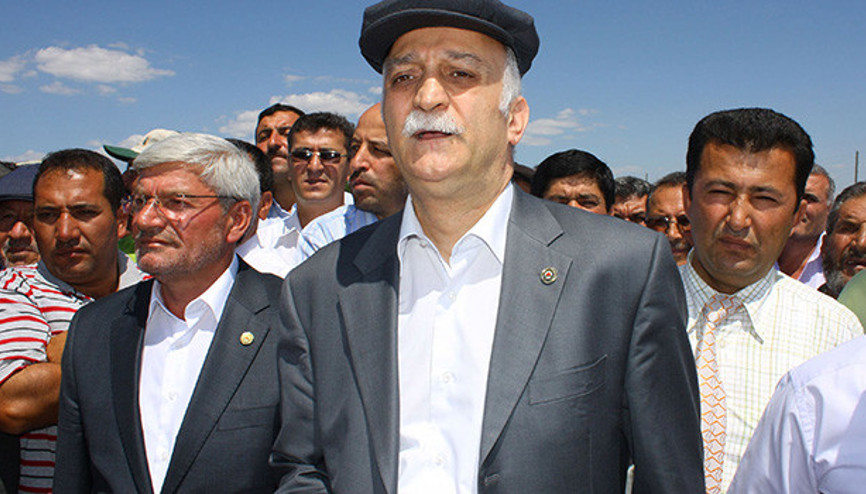 2015 yılında Şemsi Bayraktar kategorisinin haber şampiyonu oldu