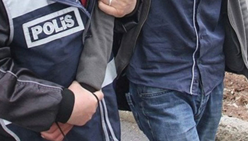 Kadıköyde havalı tüfek polisi alarma geçirdi