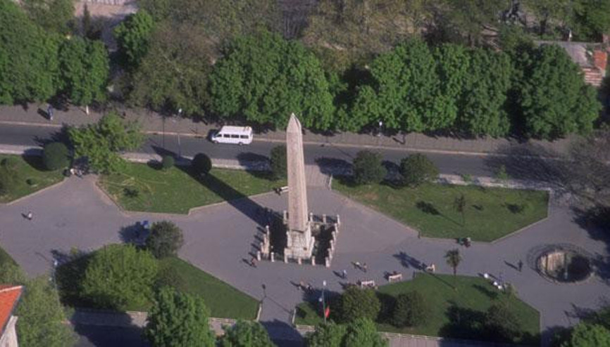 Sultanahmet Meydanındaki Dikilitaş Nerededir Sultan Ahmet Kimdir