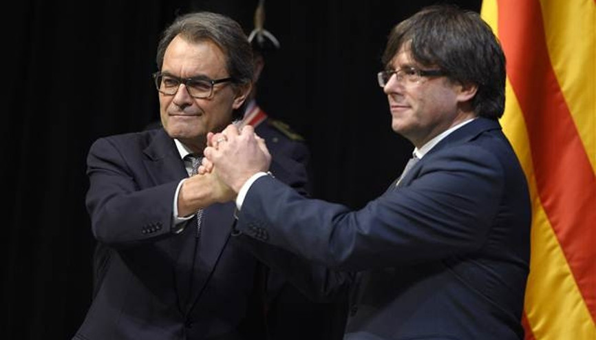 Katalonya Başkanı göreve Nazımın şiiriyle başladı