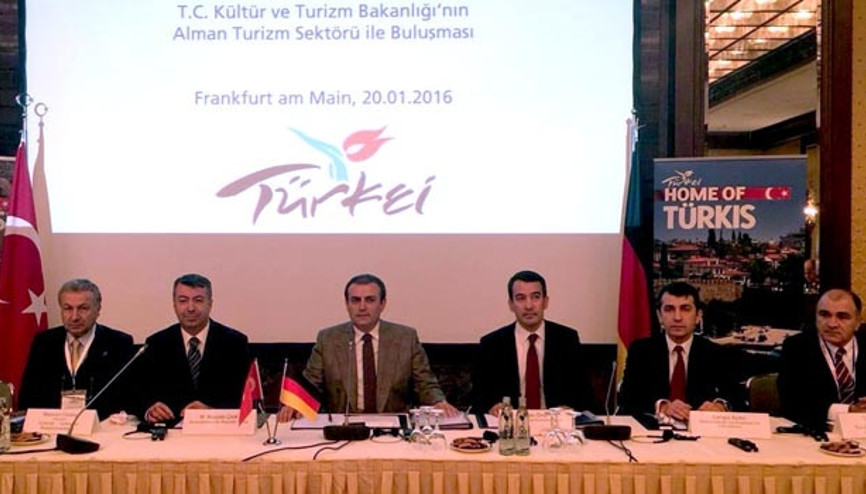 Kültür ve Turizm Bakanı Almanyada turizmcilerle görüştü