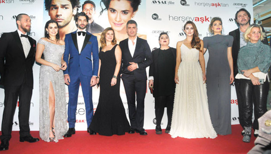 Her Şey Aşktanın galası yapıldı Her Şey Aşktanın galası yapıldı