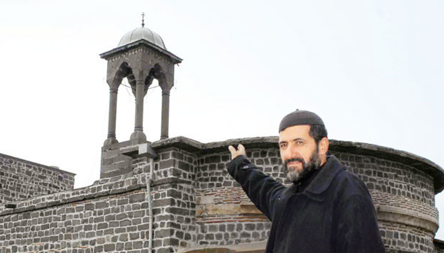 Beyaz bayrakla kaçtım