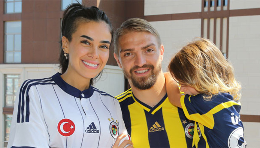 Asena  Erkin artık kızlık soyadı Atalayı kullanacak