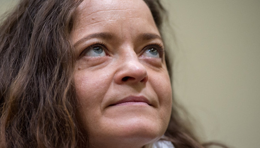 Beate Zschaepe reddi hakim talebinde bulundu