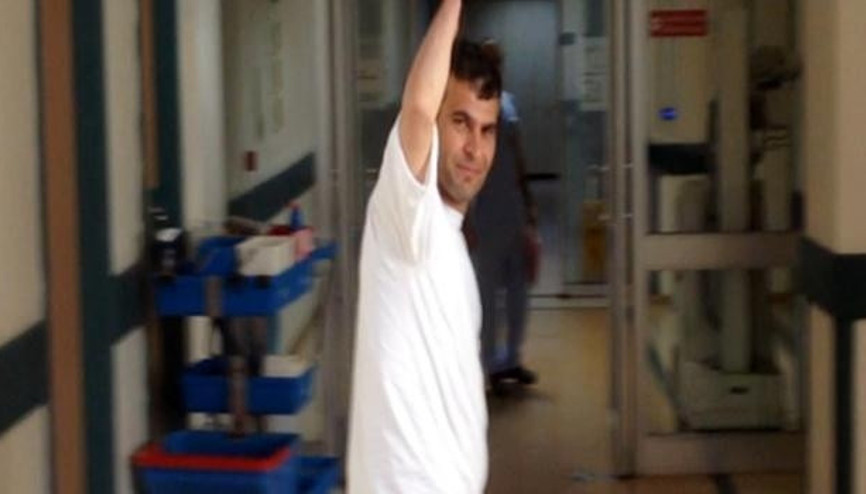 Çift kol nakilli Mustafa Sağır uyandı
