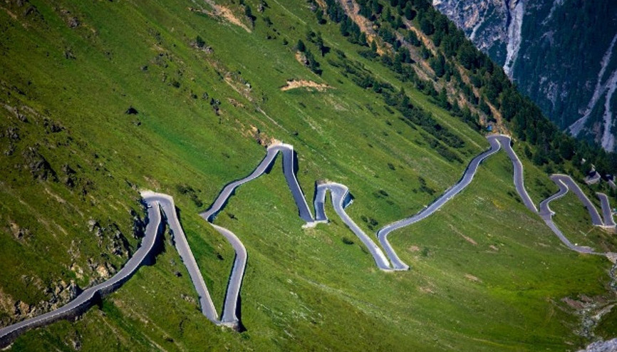 Bu yollar her yıl büyük abileri çağırıyor