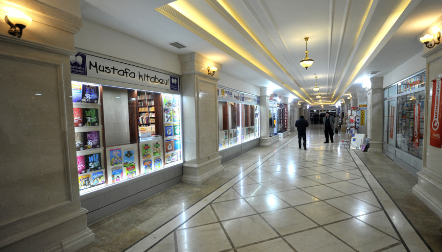 Zafer Çarşısı kapılarını açtı