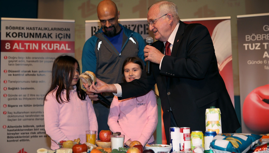 Öğrencilere sağlıklı beslenme eğitimi