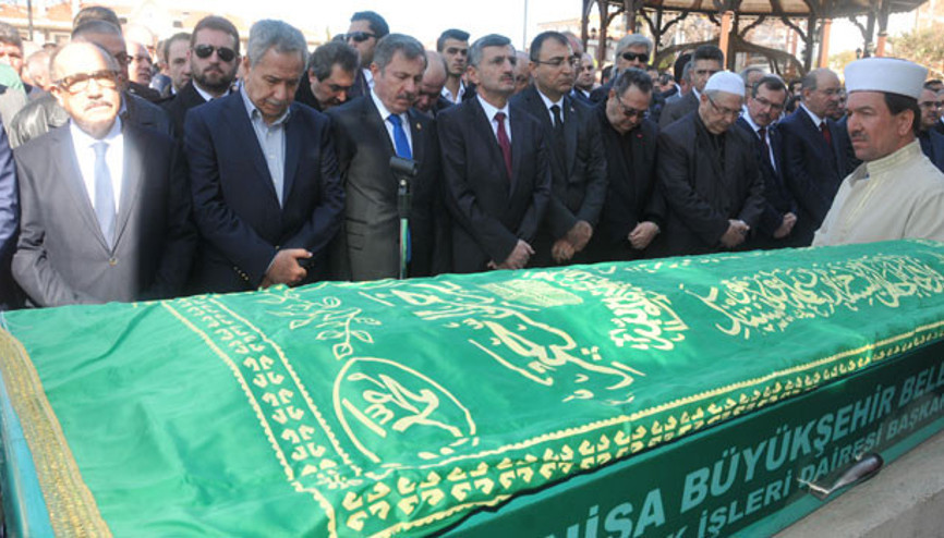 Yıldıray Arınç toprağa verildi