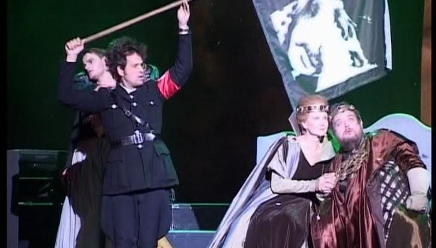 Hamlet sürprizi