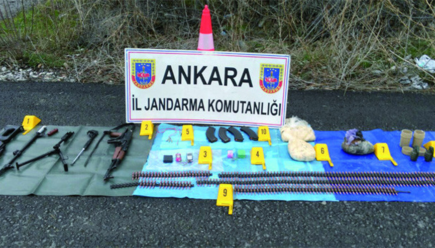 Jandarmayı görünce attılar