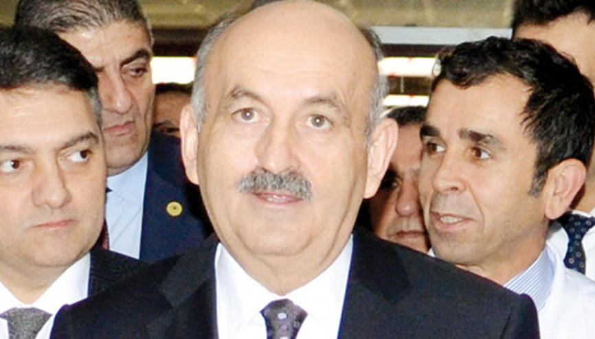 Cumhurbaşkanı saksı gibi oturmaz Cumhurbaşkanı saksı gibi oturmaz