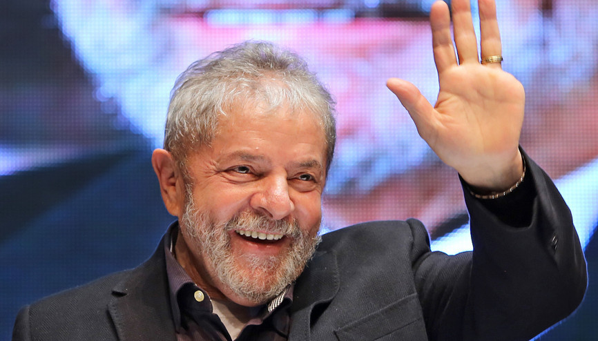 4 parmaklı başkan Lula zor günler geçiriyor