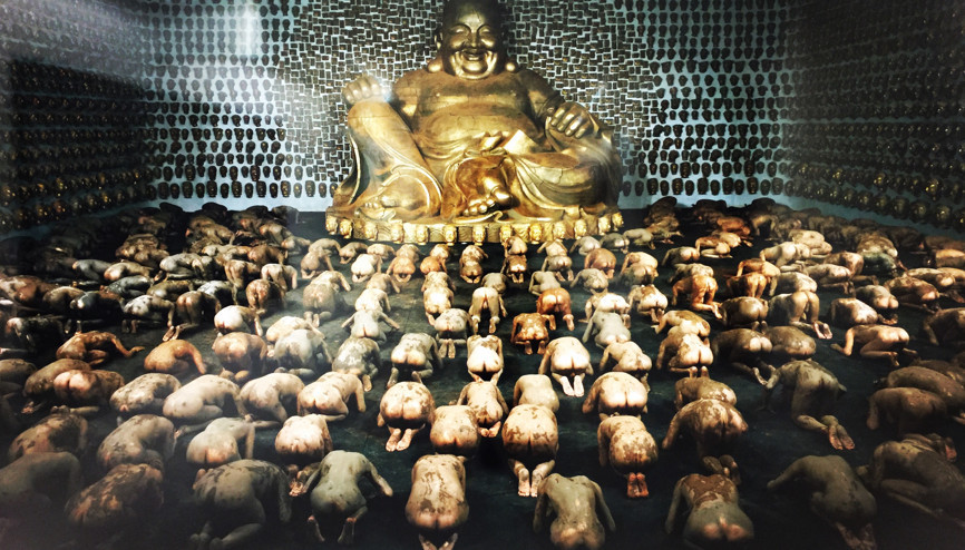 Tek Dünya, Tek Rüya: Çıktığımızı sandığımız merdivenlerin fotoğrafı