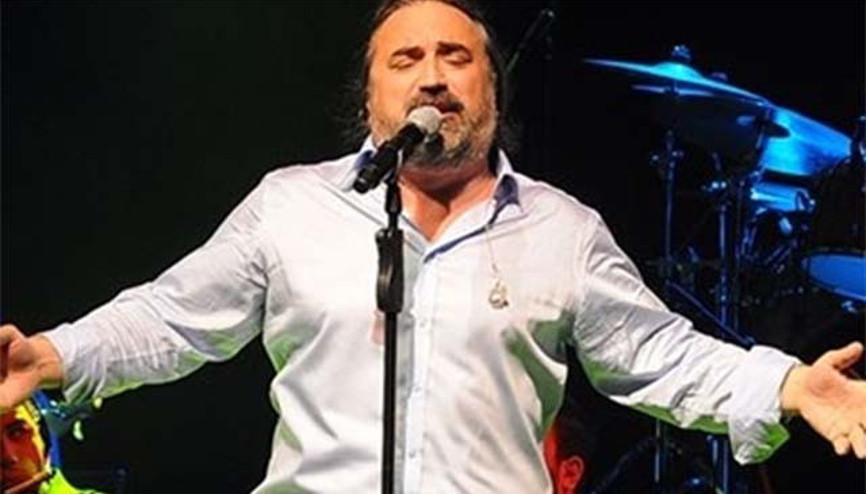 Volkan Konakın annesi Saynur Konak vefat etti