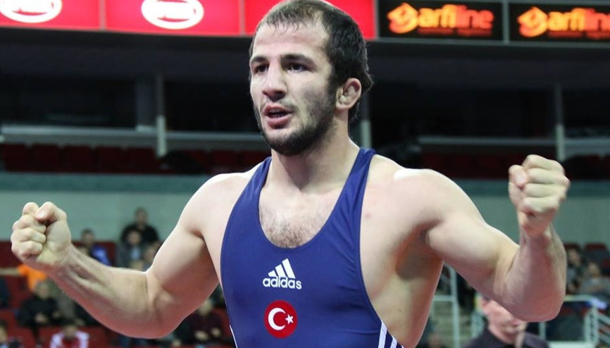 Mustafa Kayadan gümüş madalya
