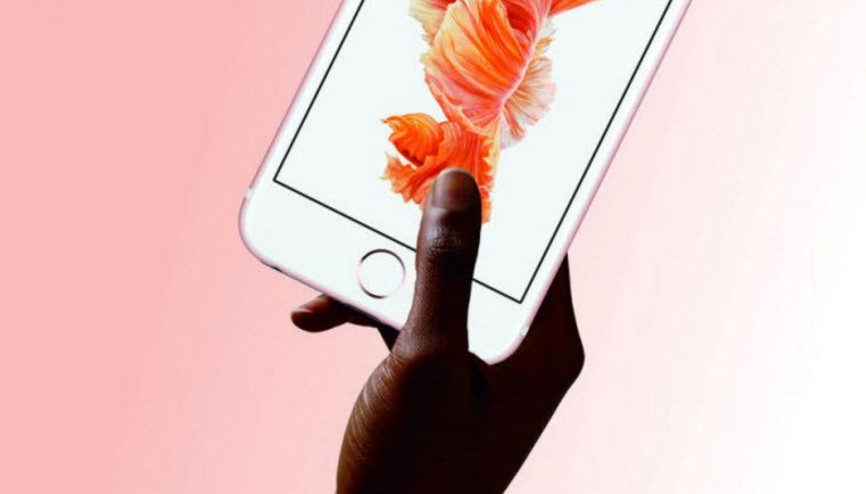iPhoneların ekranları yine büyüyor