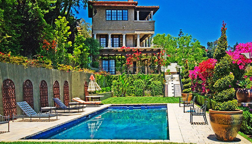 Mischa Bartonın muhteşem evi
