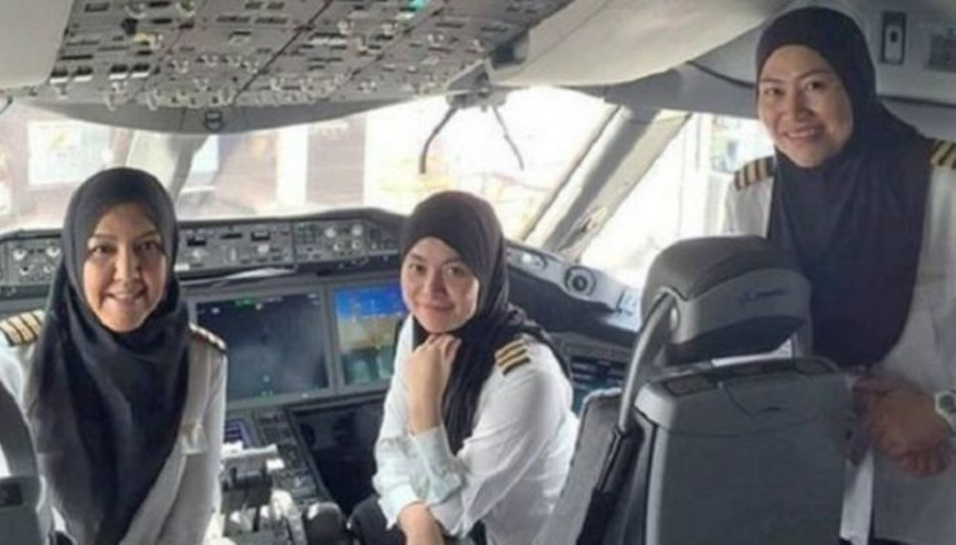 Bruneili kadın pilotlar Suudi Arabistana uçarak tarih yazdı