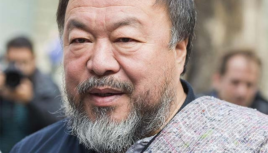 Ai Weiwei İstiklal Caddesini ziyarete geldi