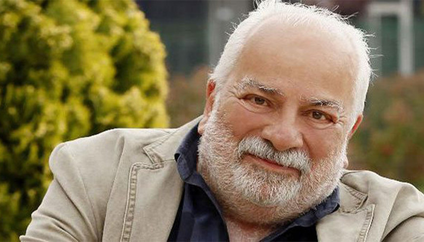 Zeki Alasya kimdir Biyografisi