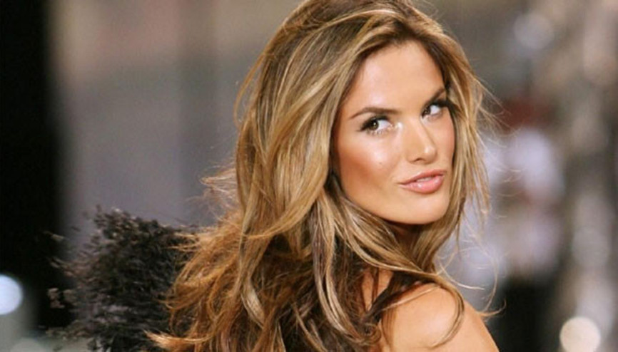 Alessandra Ambrosio bu pozuyla sosyal medyayı yıktı