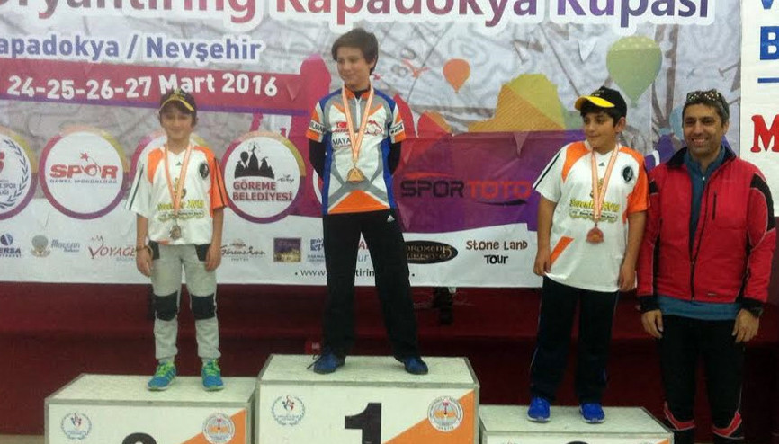 Kürsünün yolunu buldular