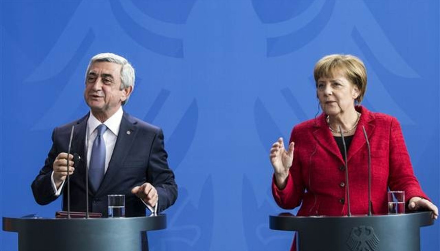 Almanya Başbakanı Merkel, Ermenistan Cumhurbaşkanı Sarkisyan ile bir araya geldi