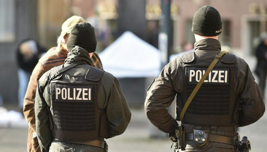 Bomba sandılar, seks oyuncağı çıktı