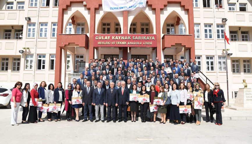 140 okulda beyaz bayrak sevinci