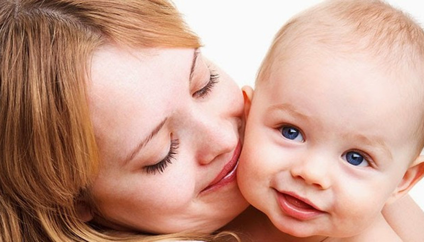 Bebekler duyguları yetişkinlerle aynı biçimde mi ifade eder