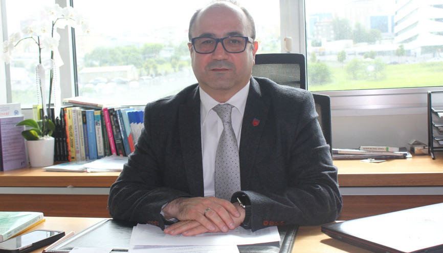 Türk öğrencilere yurtdışında master imkanı