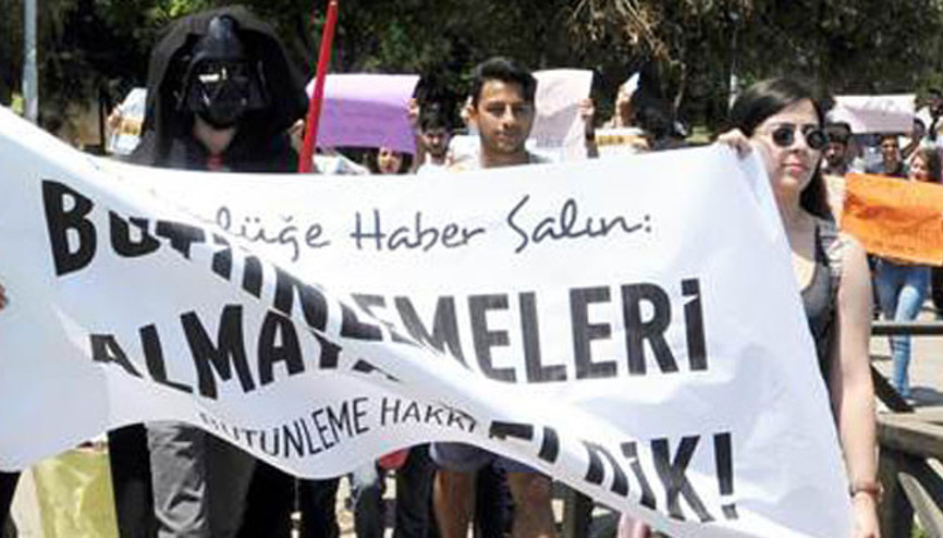 Üniversitede Darth Vaderlı eylem
