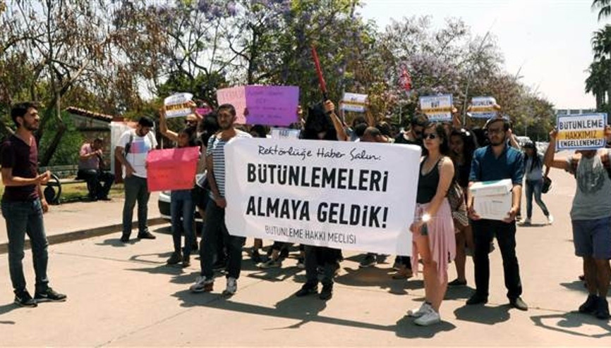 Üniversiteyi karıştıran eylem