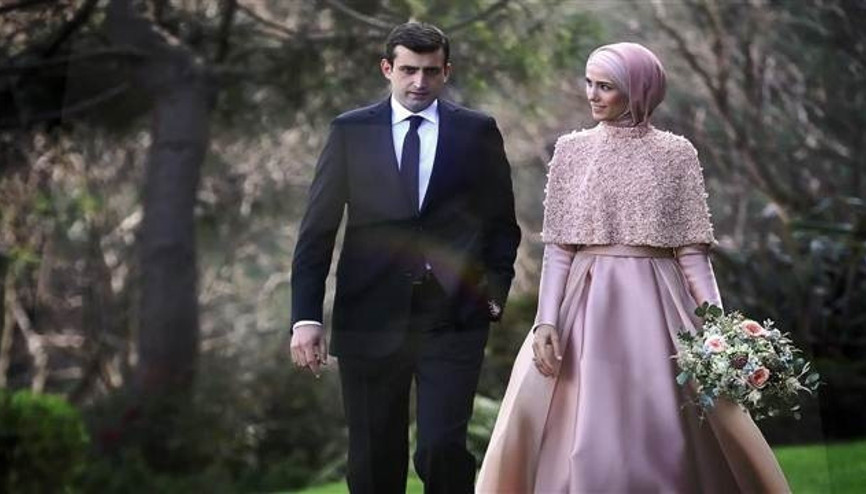 İşte Sümeyye Erdoğan ile Selçuk Bayraktarın nişan fotoğrafları