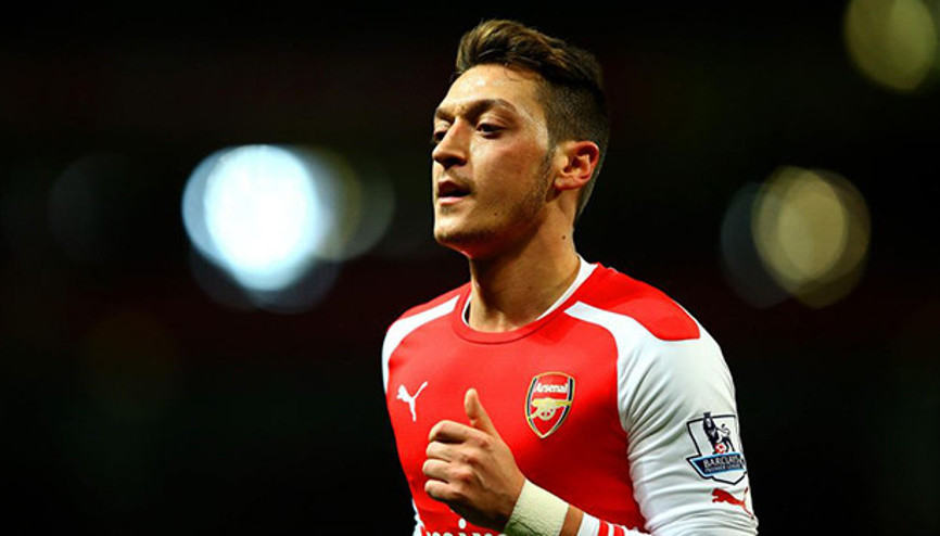 Arsenalda yılın futbolcusu Mesut Özil