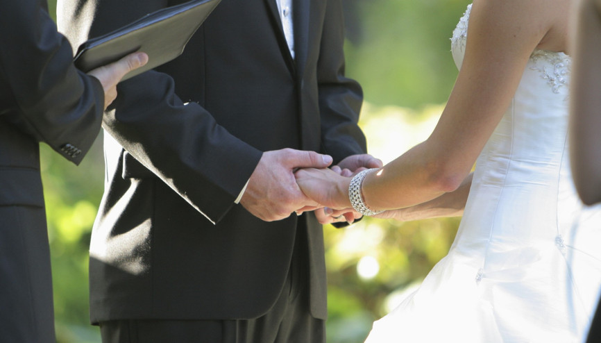 Twitterda böylesi görülmemişti: Nişanlın şu an seni bir otelde arkadaşımla aldatıyor